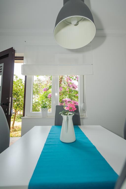 Dadule Apartments โปดสตรานา ห้อง รูปภาพ