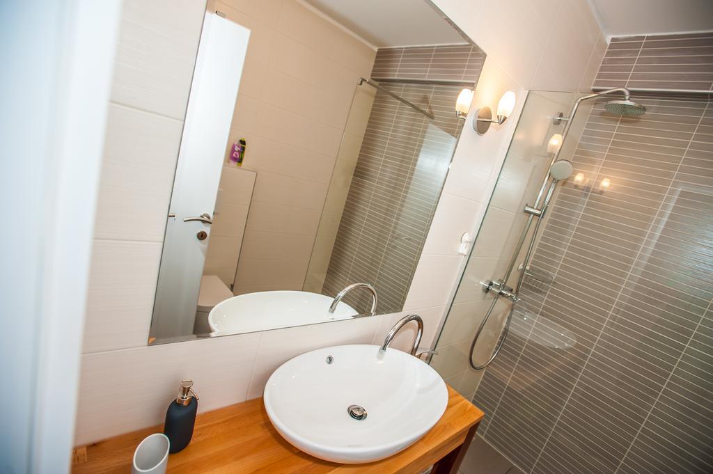 Dadule Apartments โปดสตรานา ภายนอก รูปภาพ
